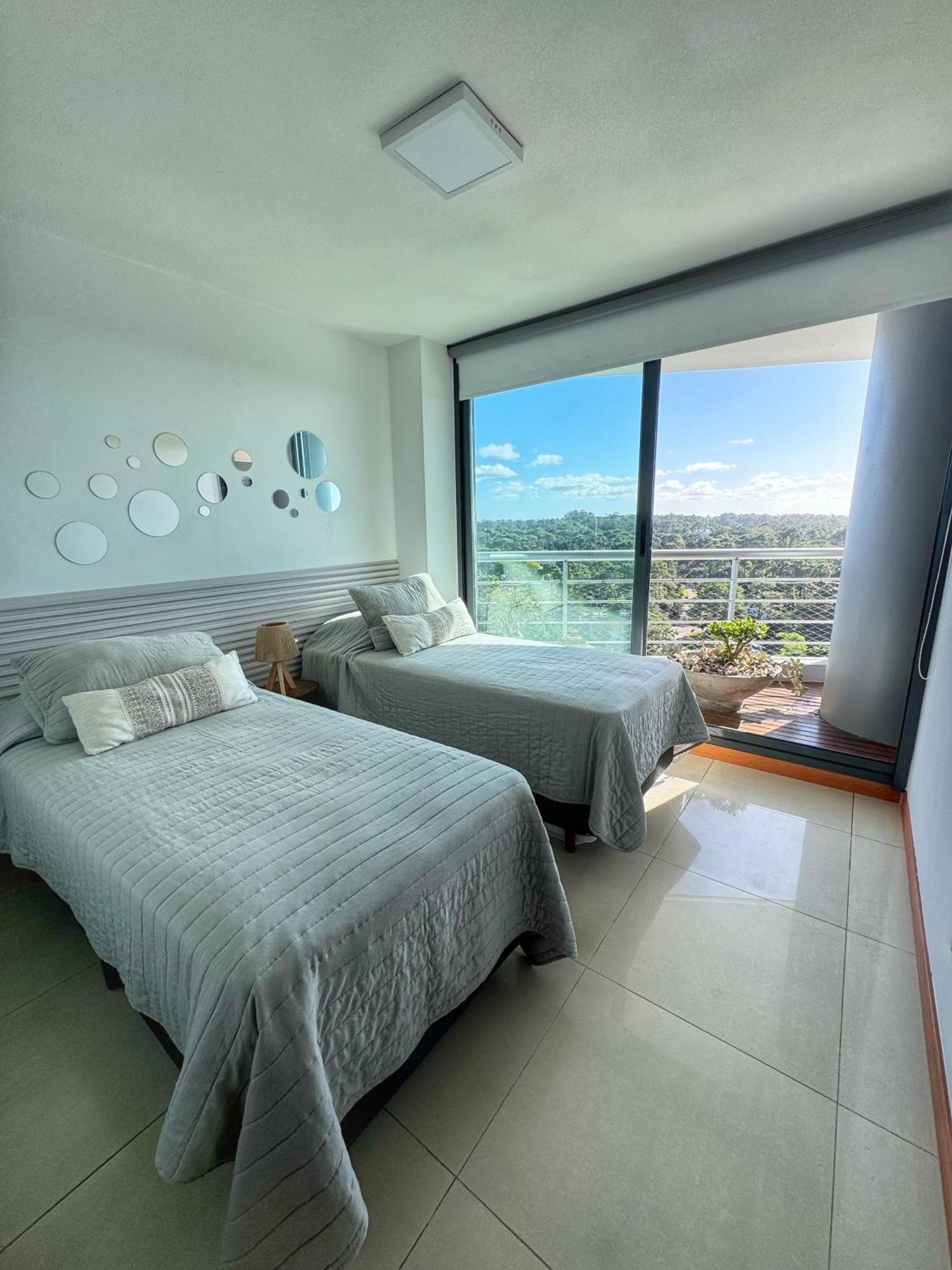 Apartamentos Torre Tressesenta Punta del Este Eksteriør billede