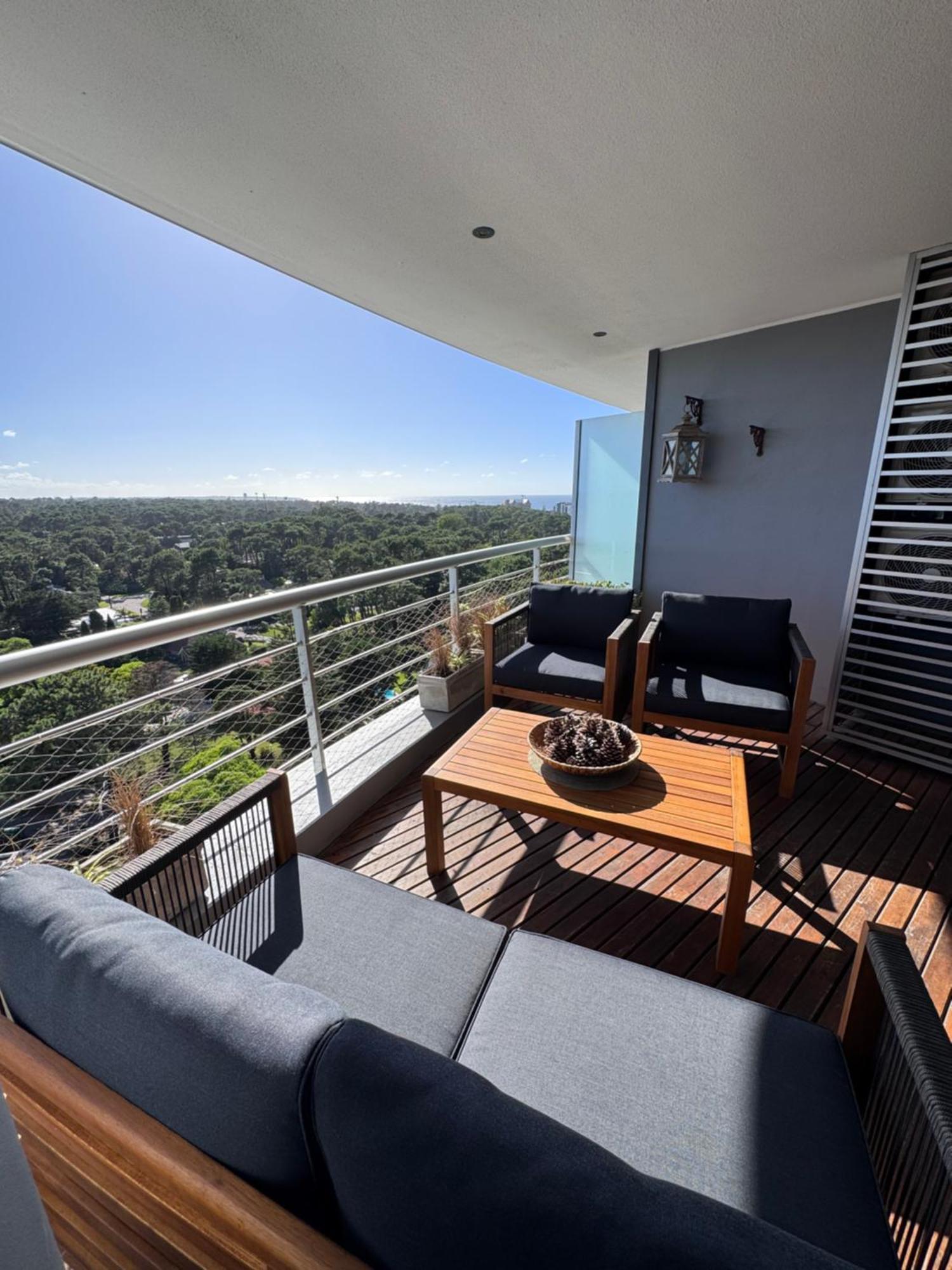 Apartamentos Torre Tressesenta Punta del Este Eksteriør billede
