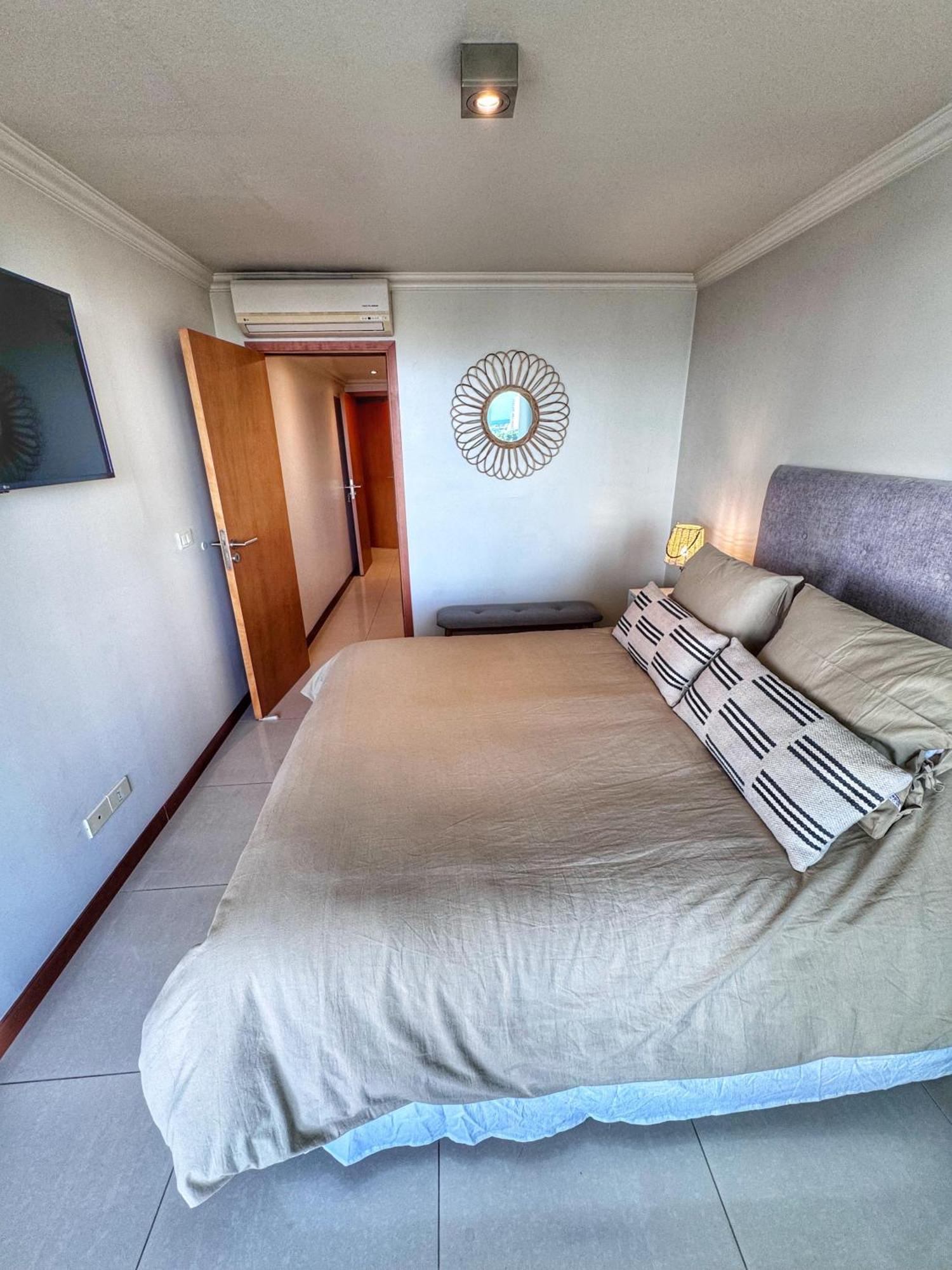 Apartamentos Torre Tressesenta Punta del Este Værelse billede